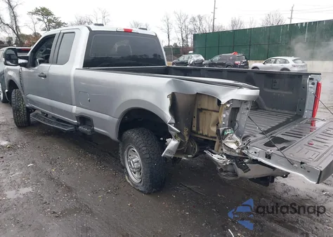 2023 Ford F-250 Xl z USA, uszkodzony, nr VIN 1FT7X2BA2PEE18679